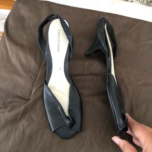 40s-50s style sling back heel kitten